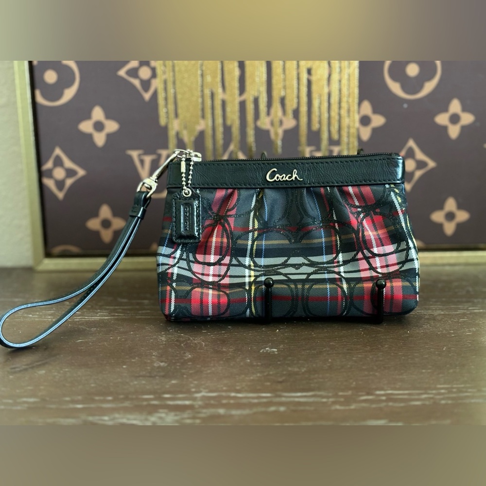 Coach Poppy Black and Red Plaid Wallet Wristlet Change Purse